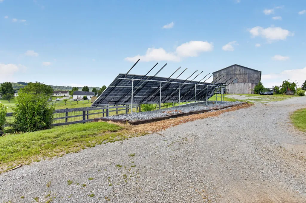 227 Rebecca Lane Stanford KY 40484