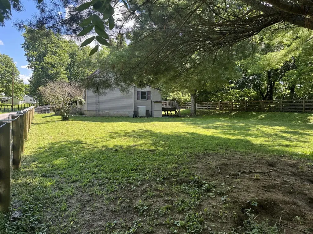 143 Salt River Road Danville KY 40422