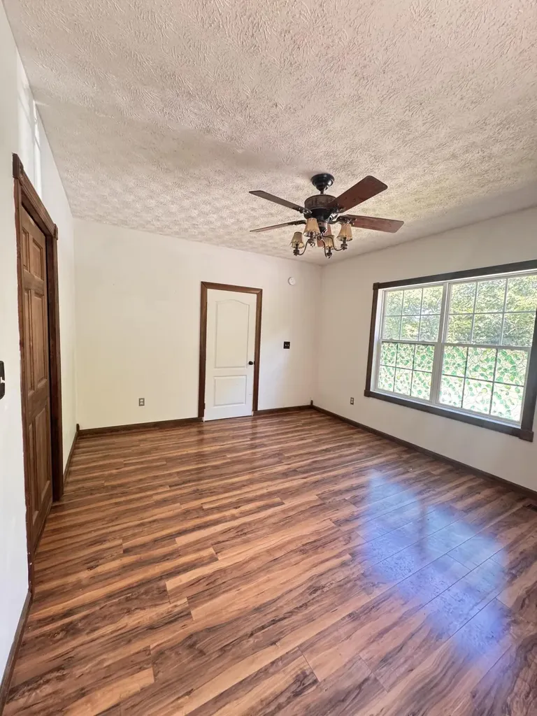 143 Salt River Road Danville KY 40422