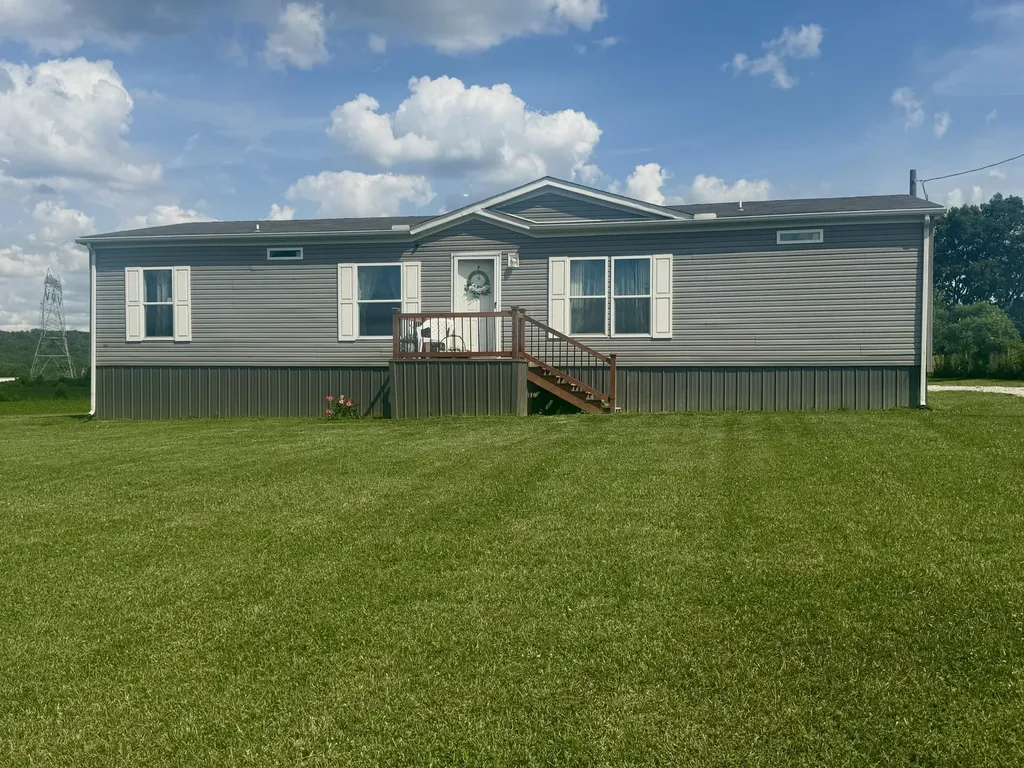 1747 Ky-10 Tollesboro KY 41189