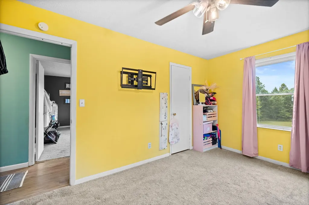 3492 Hawk Creek Road London KY 40741