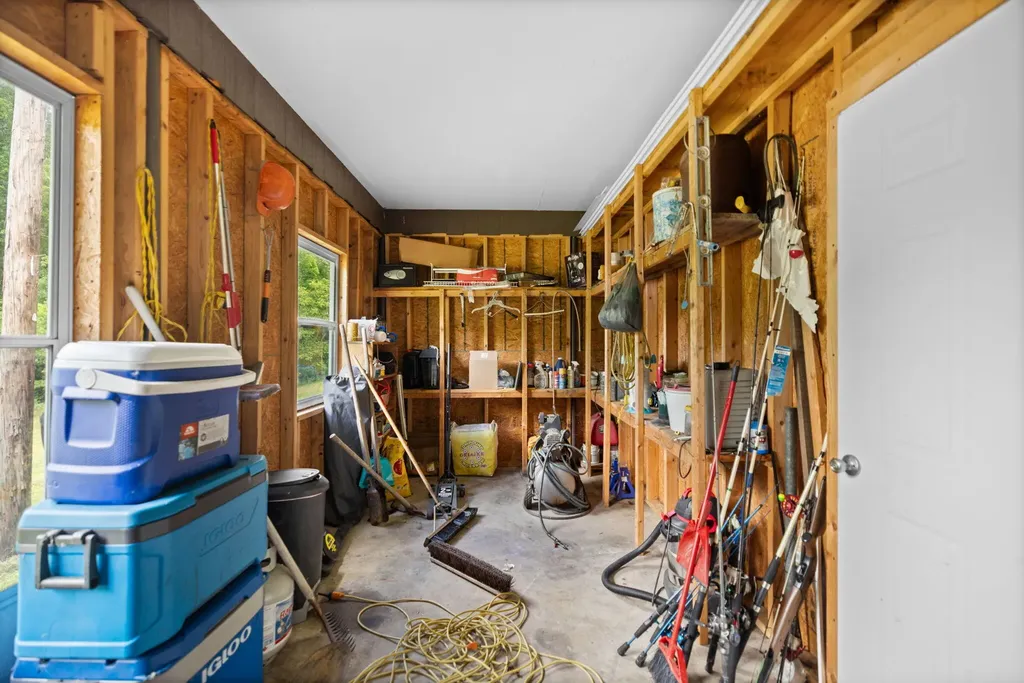 3492 Hawk Creek Road London KY 40741
