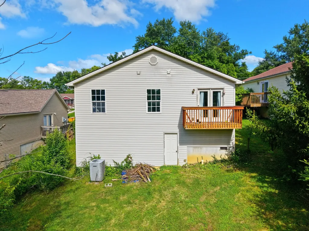 322 Douglas Court Richmond KY 40475