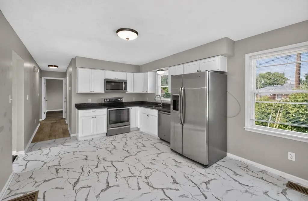 109 Lige Court Nicholasville KY 40356