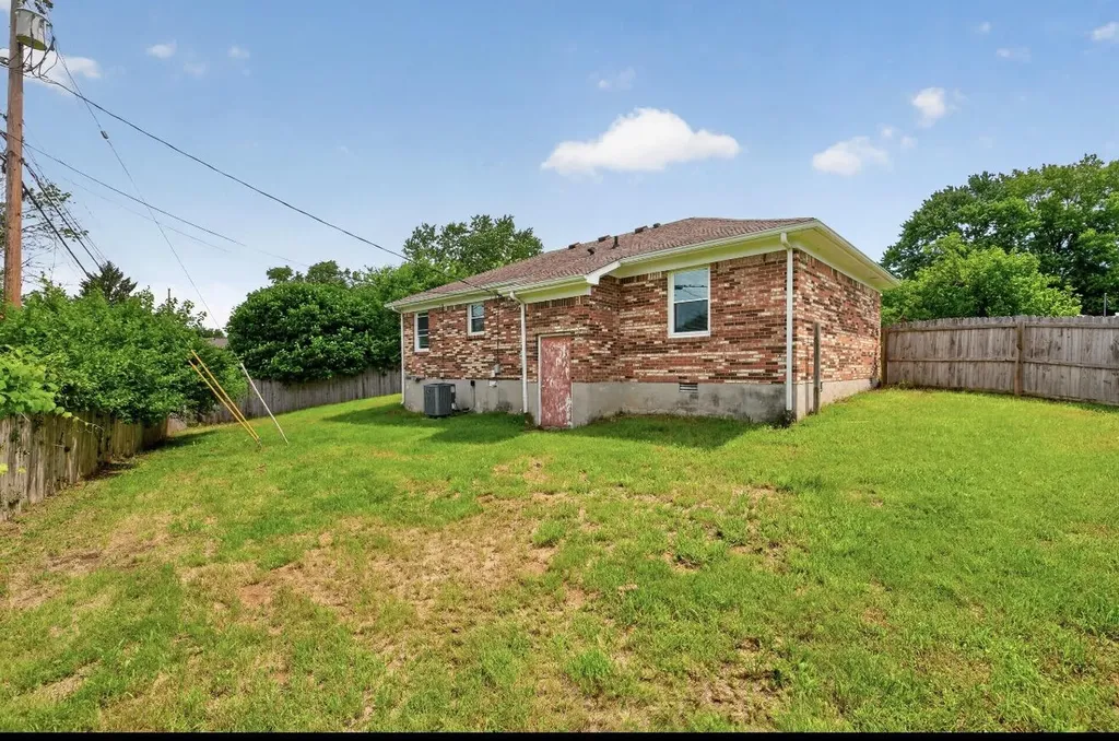109 Lige Court Nicholasville KY 40356