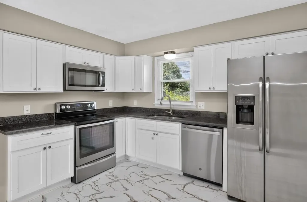 109 Lige Court Nicholasville KY 40356
