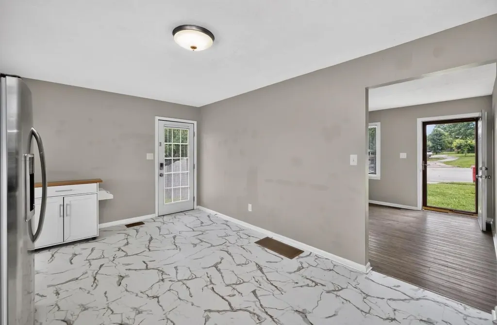 109 Lige Court Nicholasville KY 40356