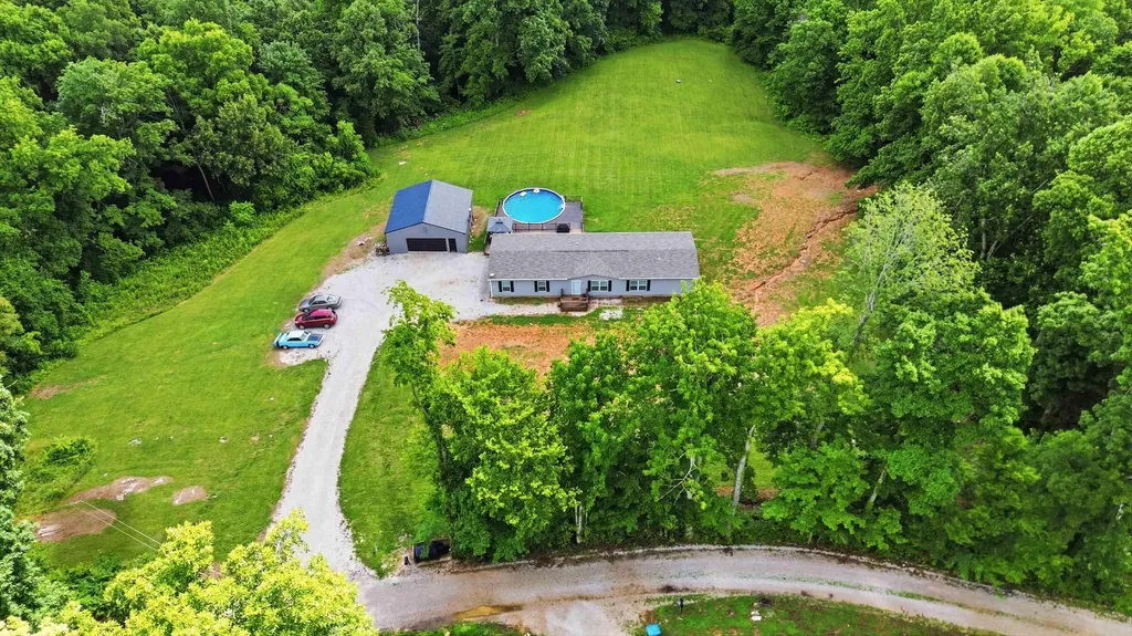 757 Lear Lane Mt Vernon KY 40456