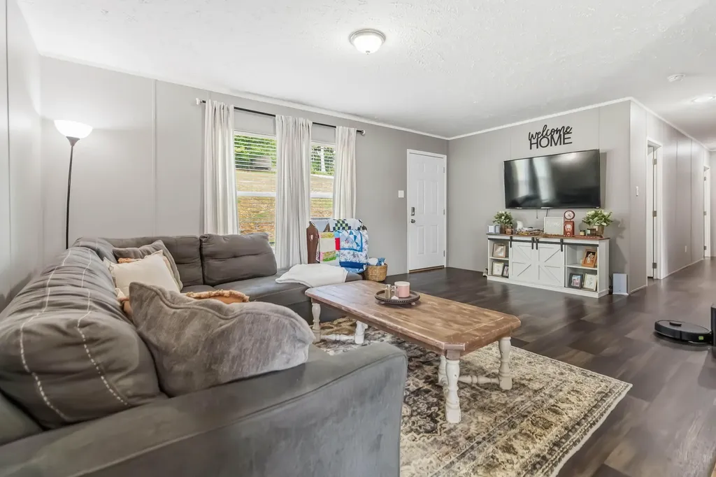 757 Lear Lane Mt Vernon KY 40456