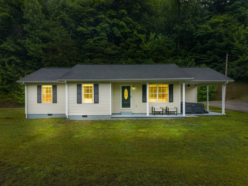 6723 Ky-1524 Manchester KY 40962