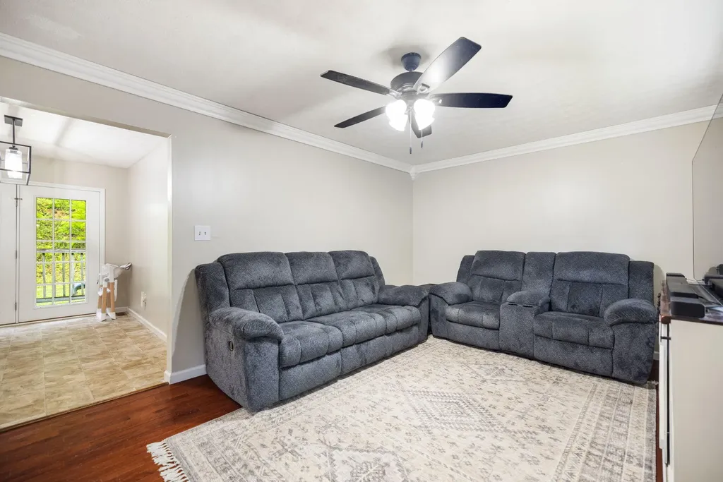 6723 Ky-1524 Manchester KY 40962