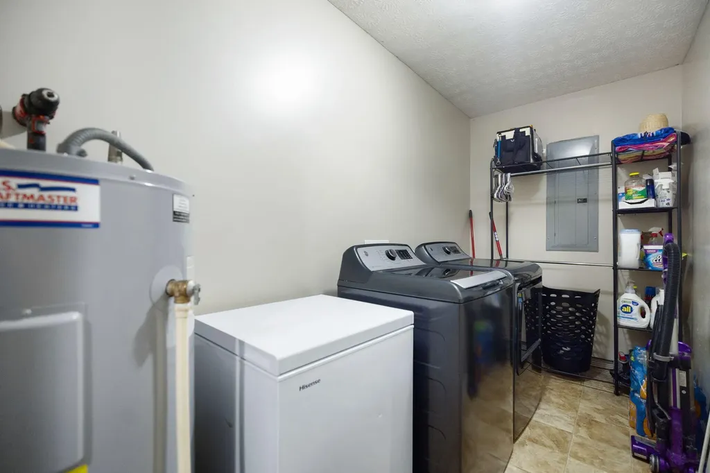 6723 Ky-1524 Manchester KY 40962