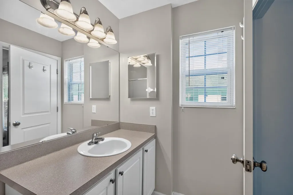 2453 Aristocracy Circle Lexington KY 40509