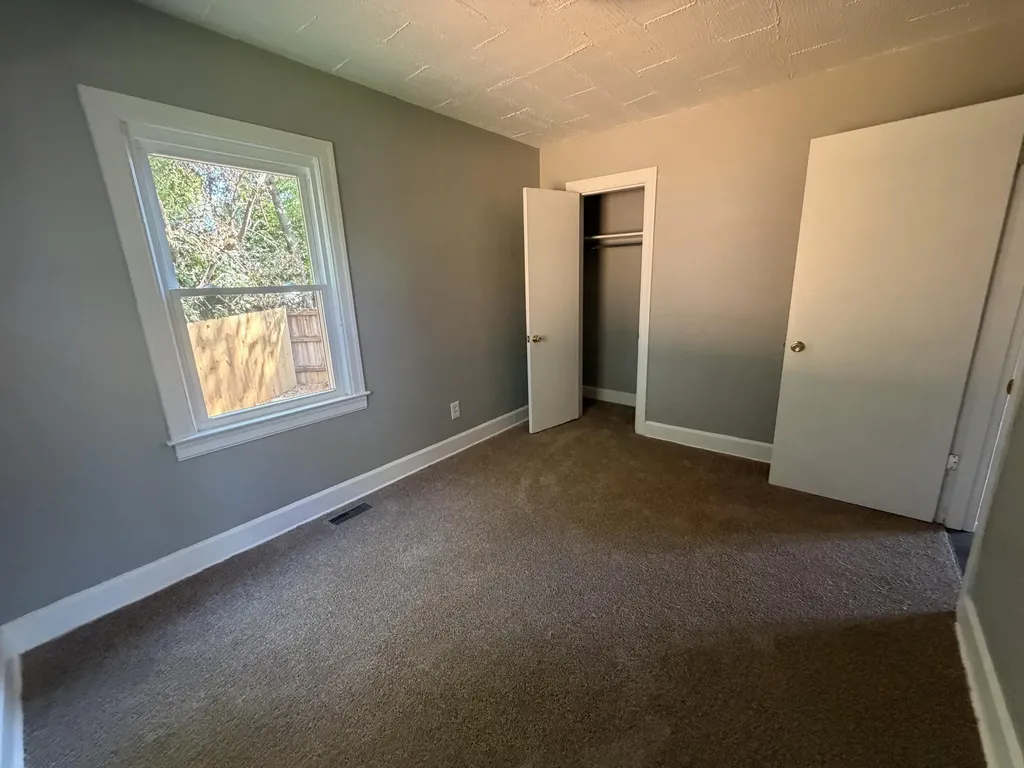 1120 Sparks Road Lexington KY 40505