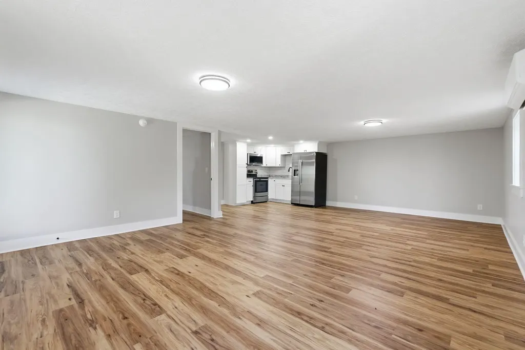 535 Twin Lakes Drive Lancaster KY 40444