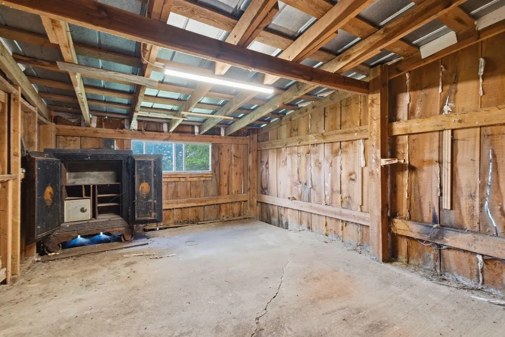 535 Twin Lakes Drive Lancaster KY 40444