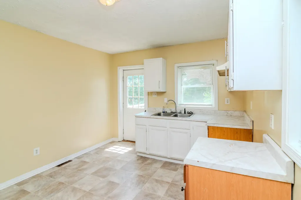 25 Oliver Street Winchester KY 40391