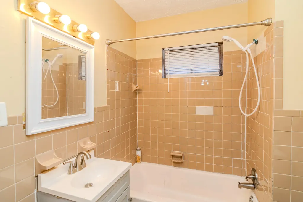 25 Oliver Street Winchester KY 40391