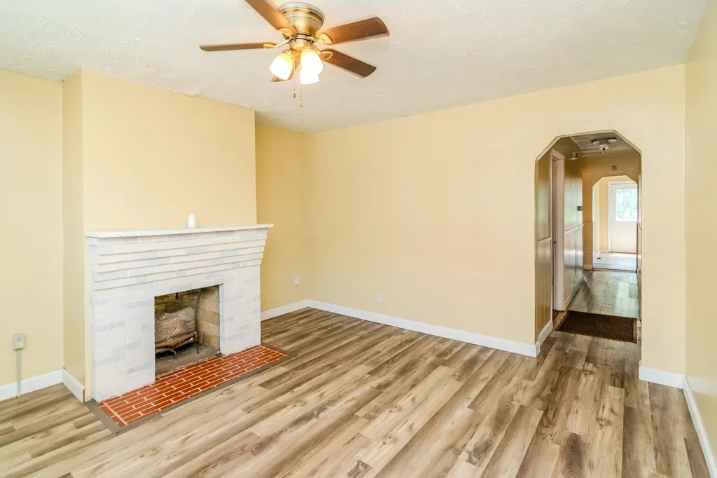 25 Oliver Street Winchester KY 40391