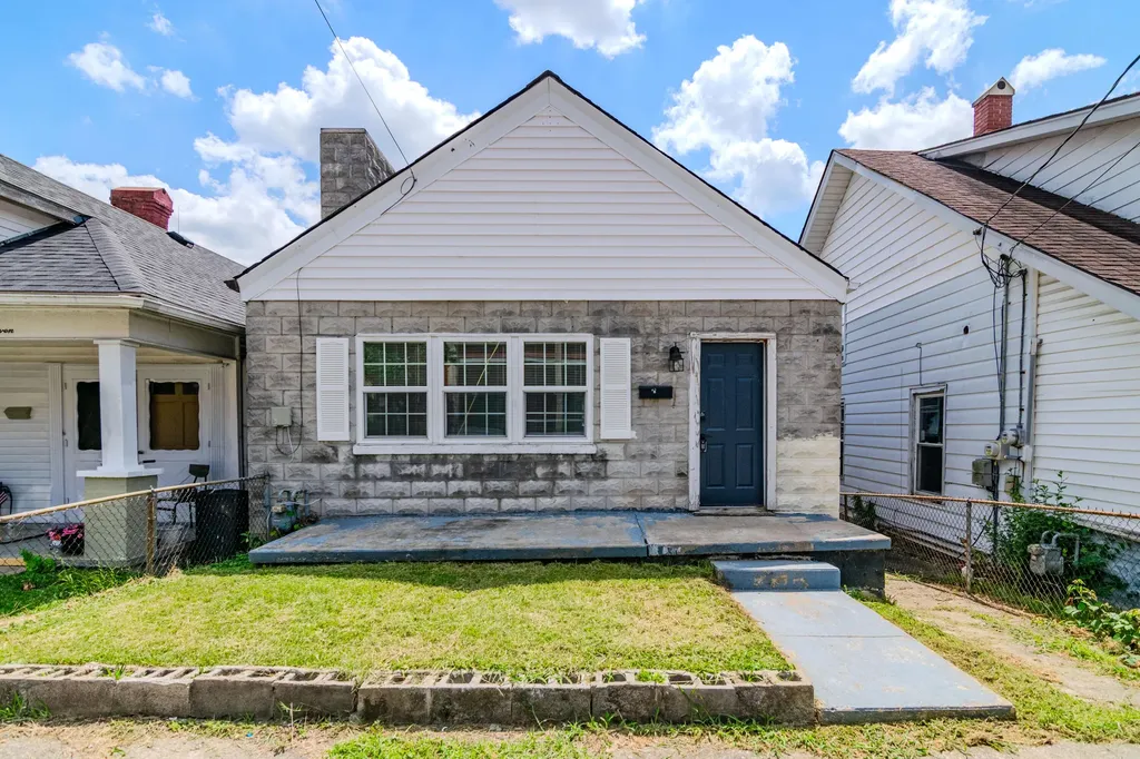25 Oliver Street Winchester KY 40391
