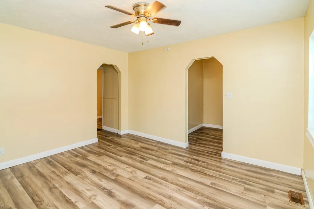 25 Oliver Street Winchester KY 40391