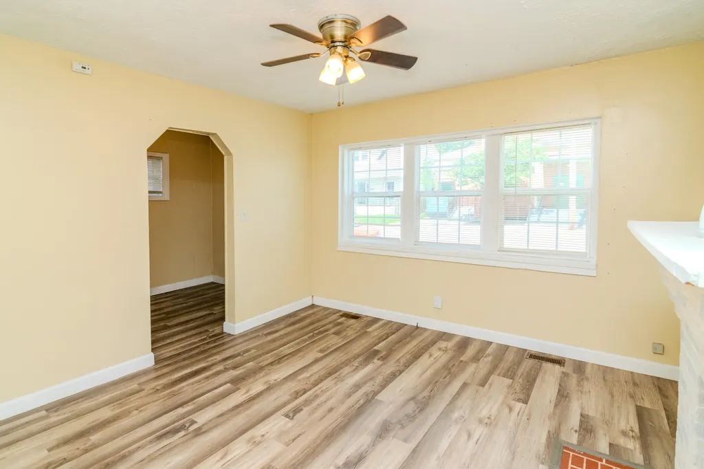 25 Oliver Street Winchester KY 40391
