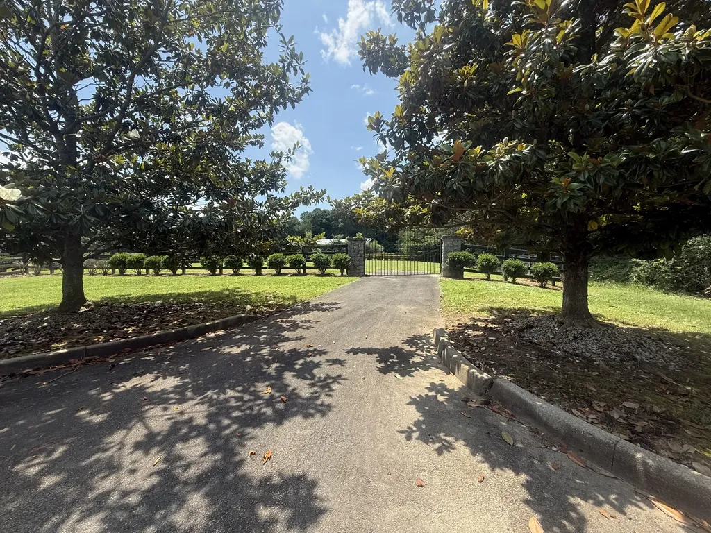 50 Brooke Drive Jamestown KY 42629