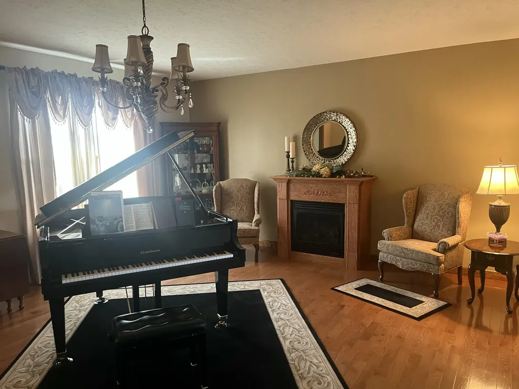 3958 Us-27 Falmouth KY 41040
