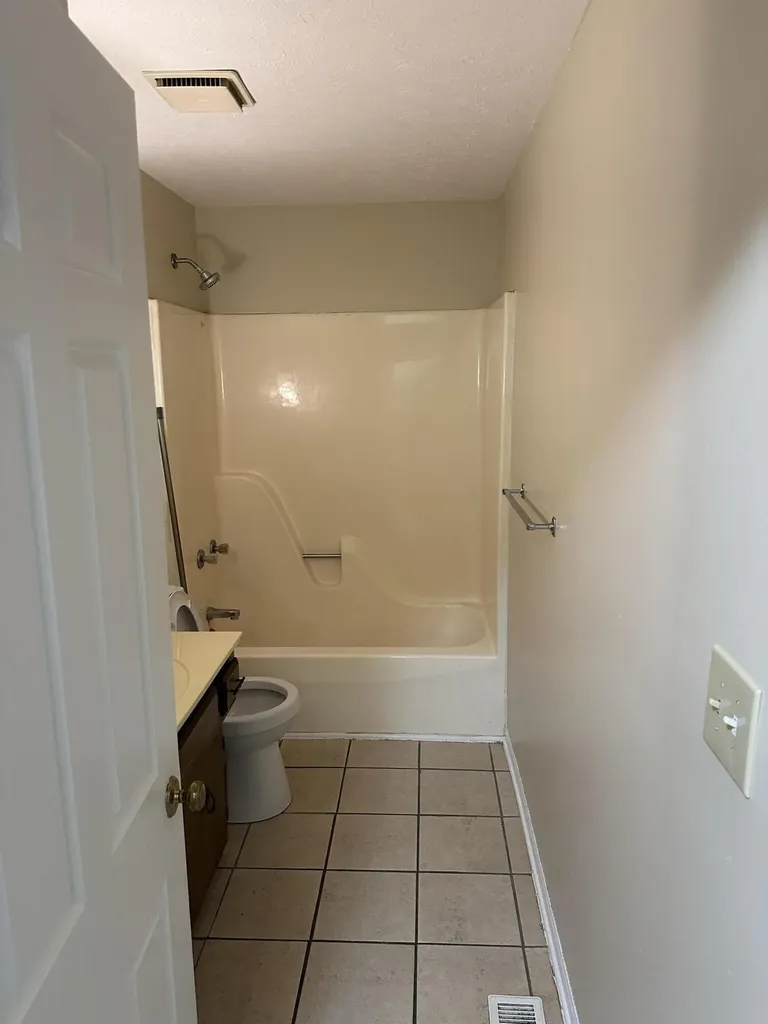 415 Ridgewood Lane Frankfort KY 40601