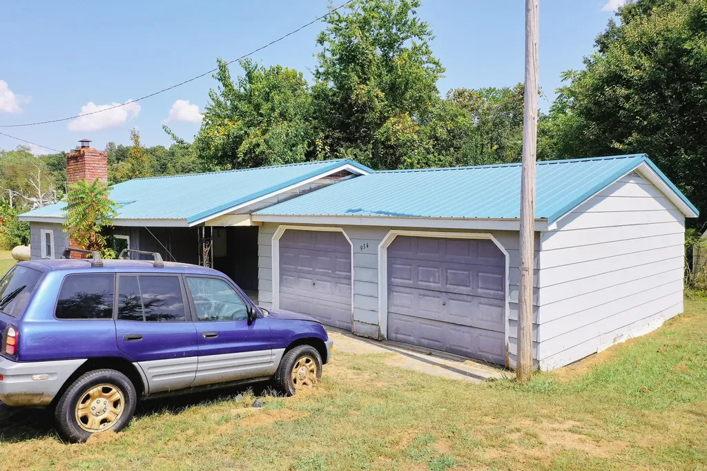 934 Farmersville Road Princeton KY 42445