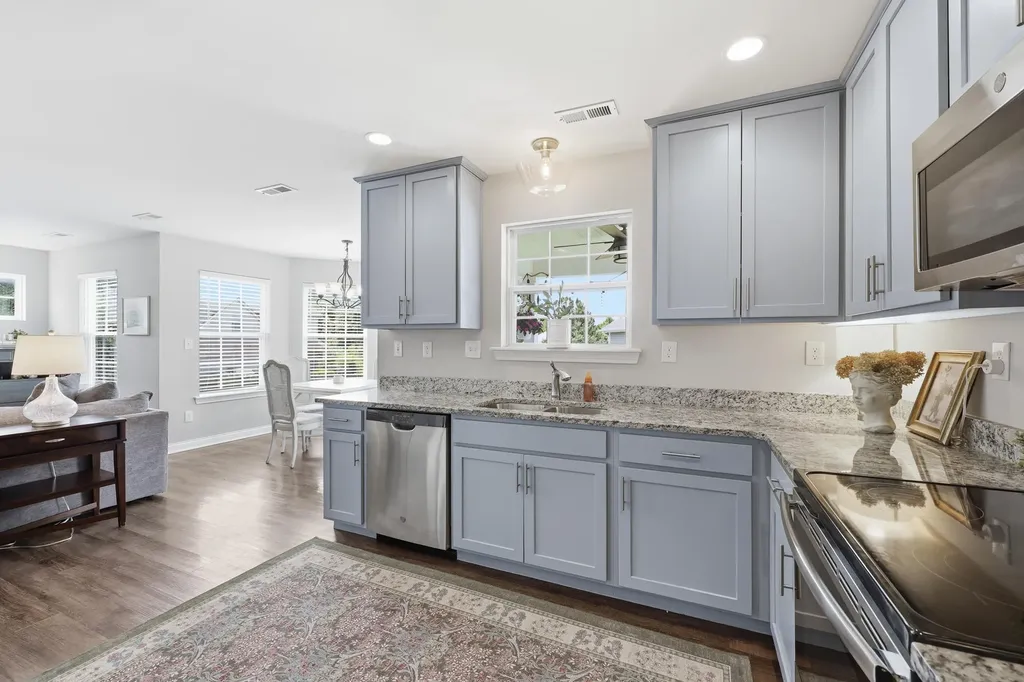 261 Black Water Lane Lexington KY 40511