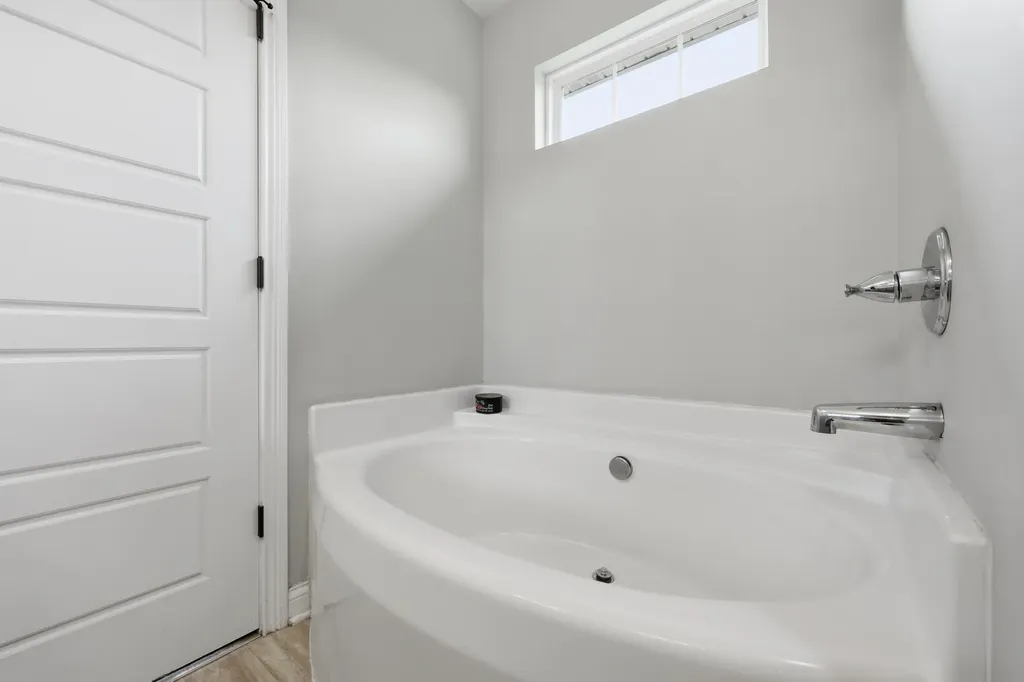 261 Black Water Lane Lexington KY 40511