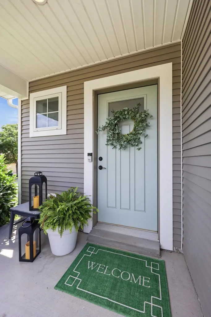 261 Black Water Lane Lexington KY 40511