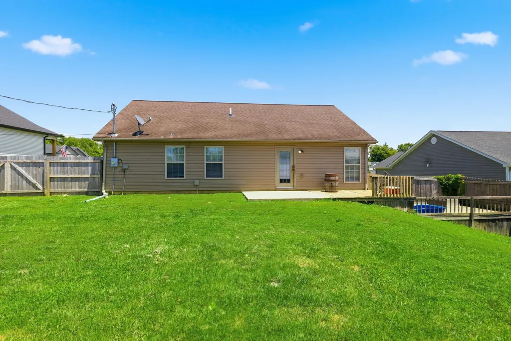 2004 White Oak Drive Lawrenceburg KY 40342