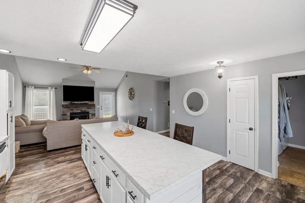 2004 White Oak Drive Lawrenceburg KY 40342