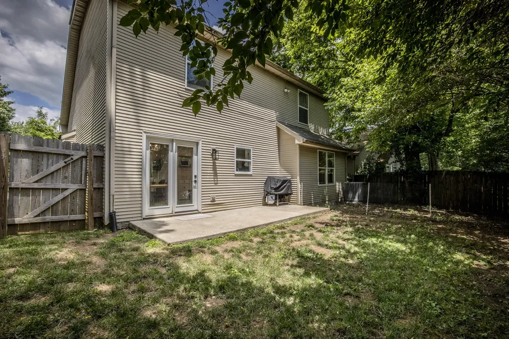 2612 Crystal Falls Road Lexington KY 40509