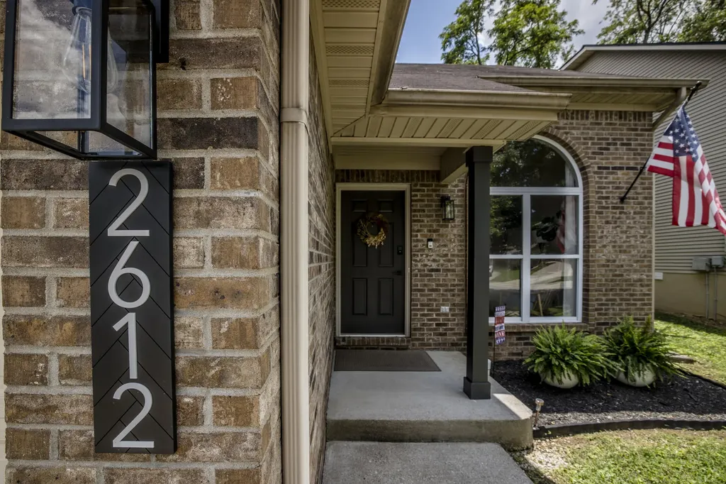 2612 Crystal Falls Road Lexington KY 40509