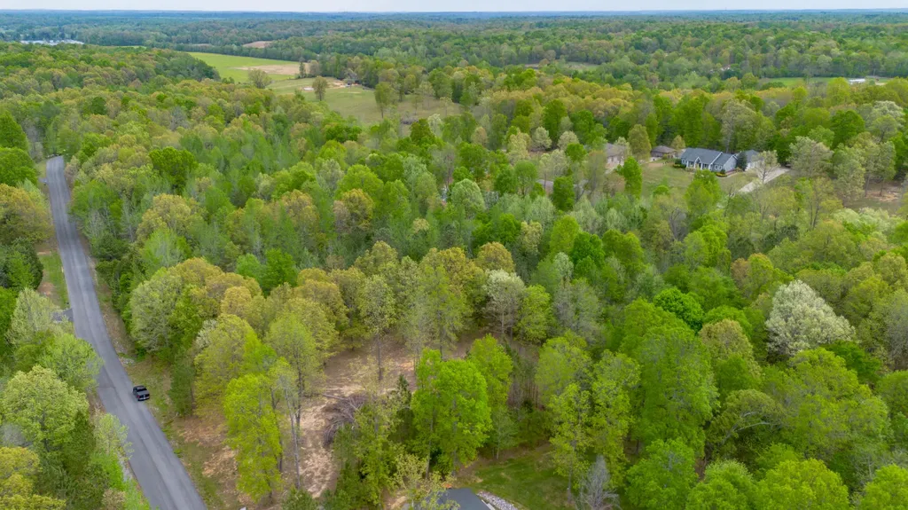 Lot 6 Woodridge Drive Benton KY 42025