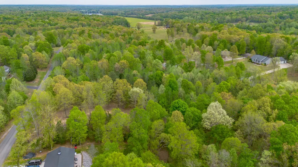 Lot 6 Woodridge Drive Benton KY 42025