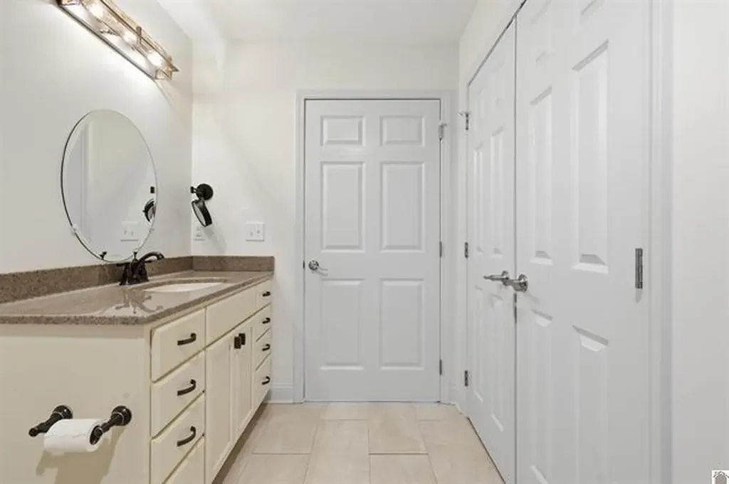 220 Meadow Ridge Court Paducah KY 42003