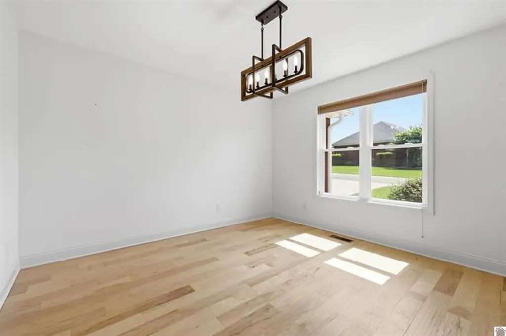 220 Meadow Ridge Court Paducah KY 42003