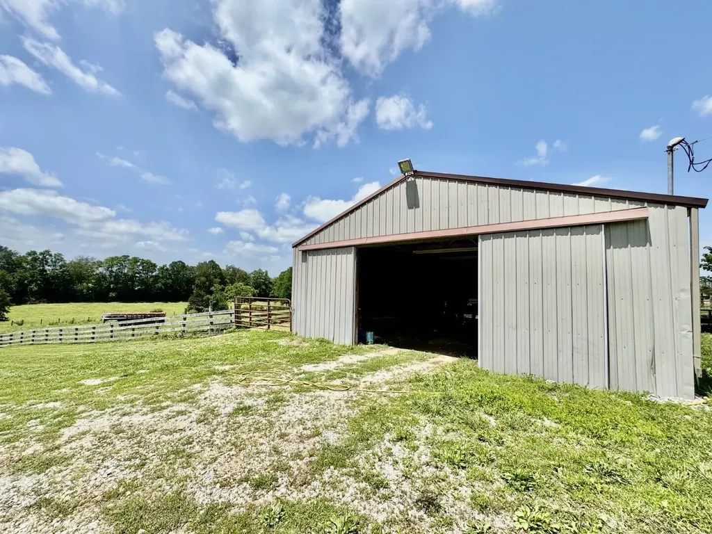 851 Mcafee Lane Salvisa KY 40372