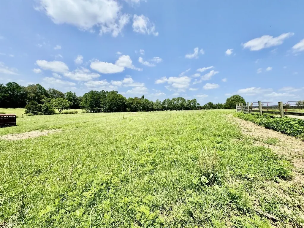 851 Mcafee Lane Salvisa KY 40372