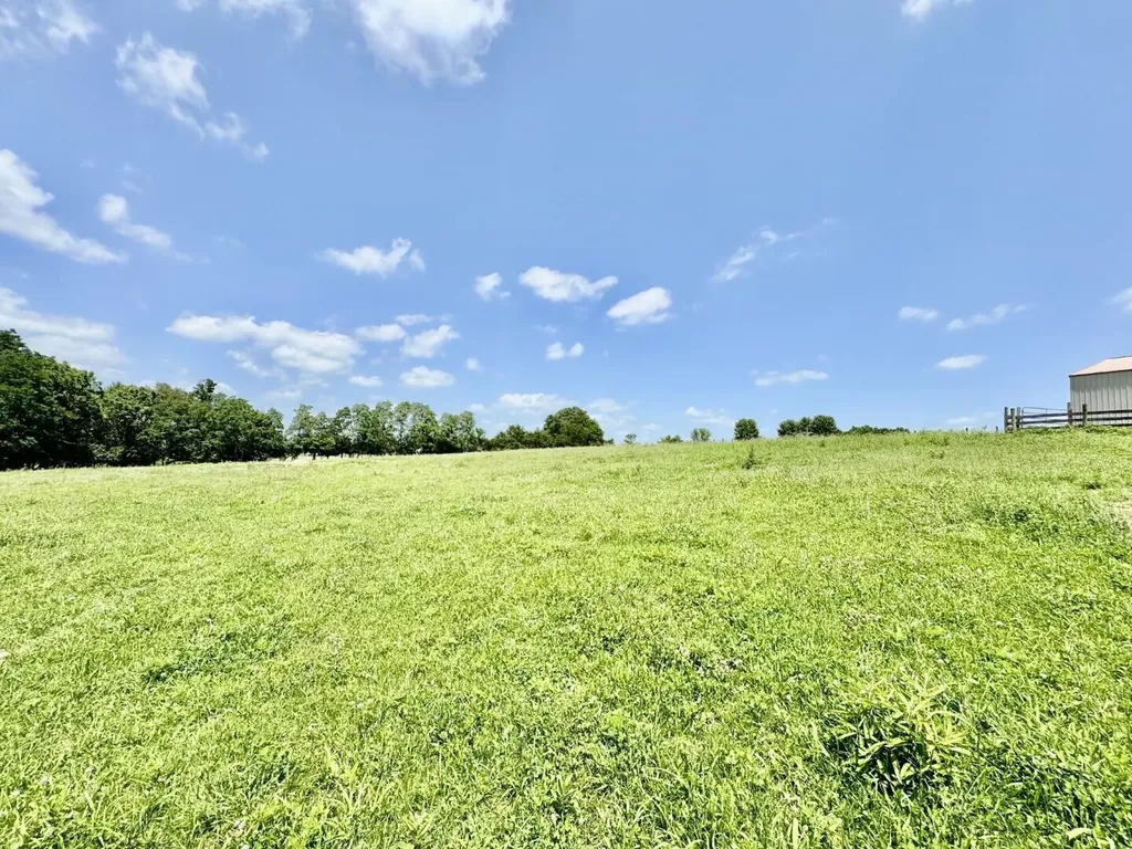 851 Mcafee Lane Salvisa KY 40372