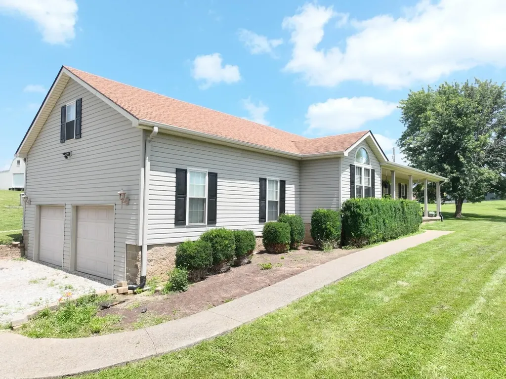 851 Mcafee Lane Salvisa KY 40372