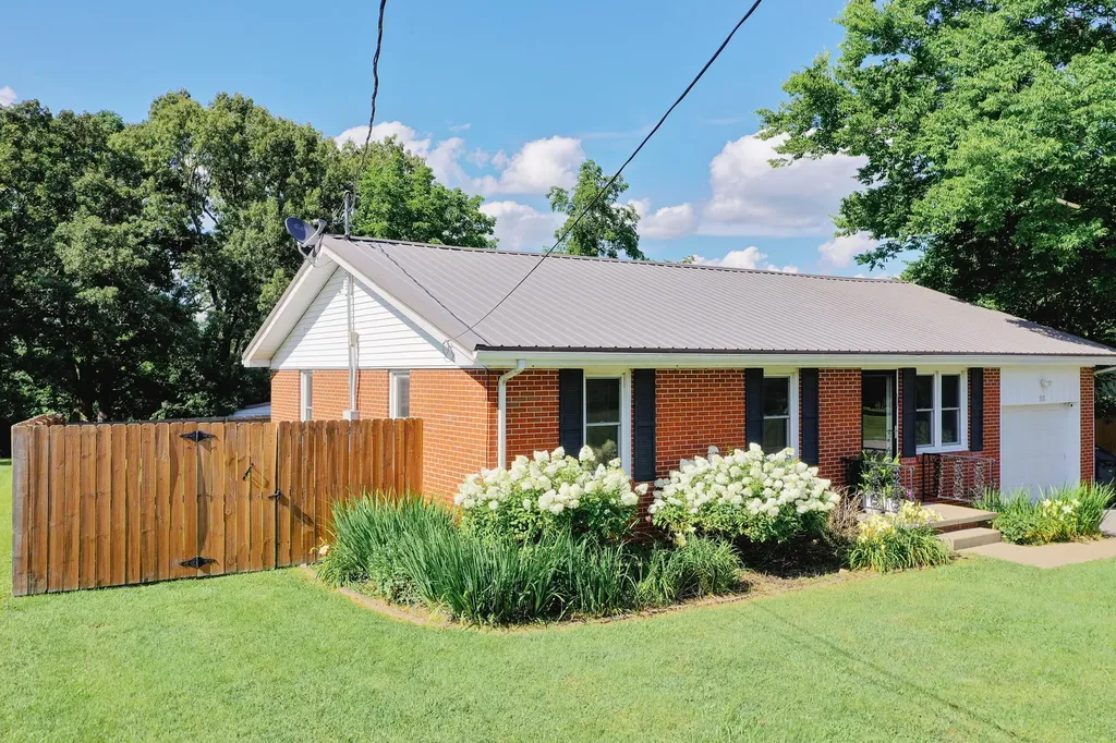 111 Oak Drive Princeton KY 42445