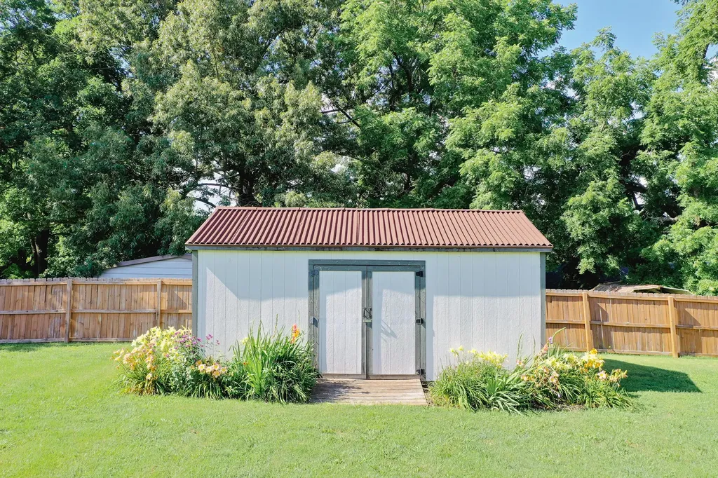 111 Oak Drive Princeton KY 42445