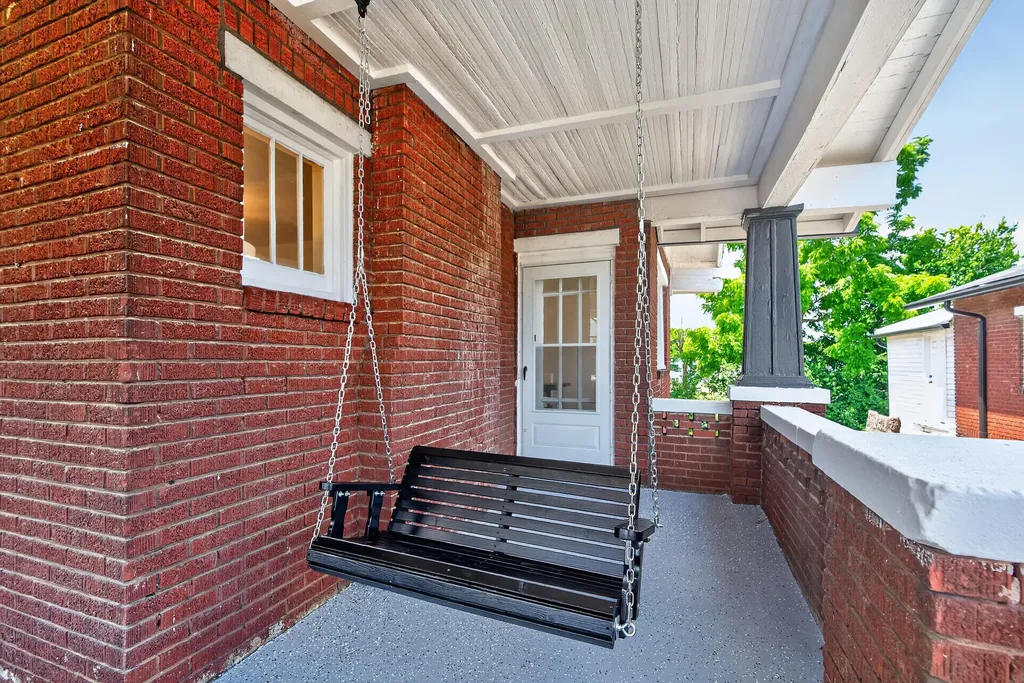 874 Angliana Avenue Lexington KY 40508