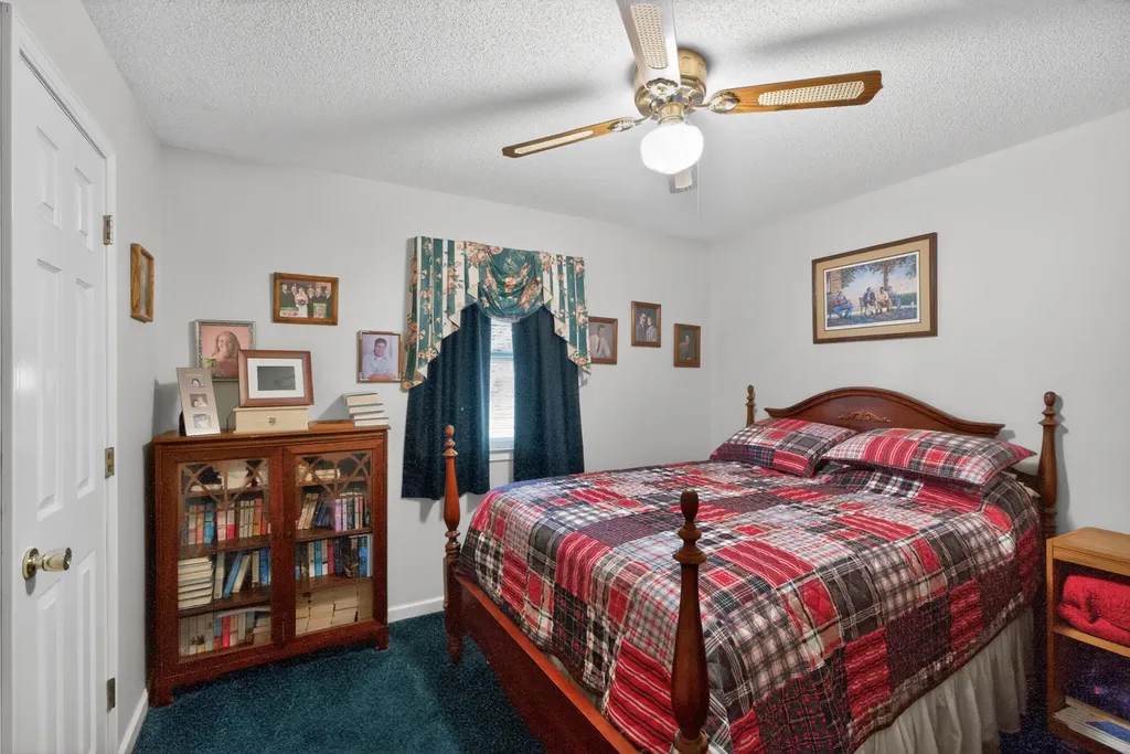 1020 S Dogwood Drive Berea KY 40403