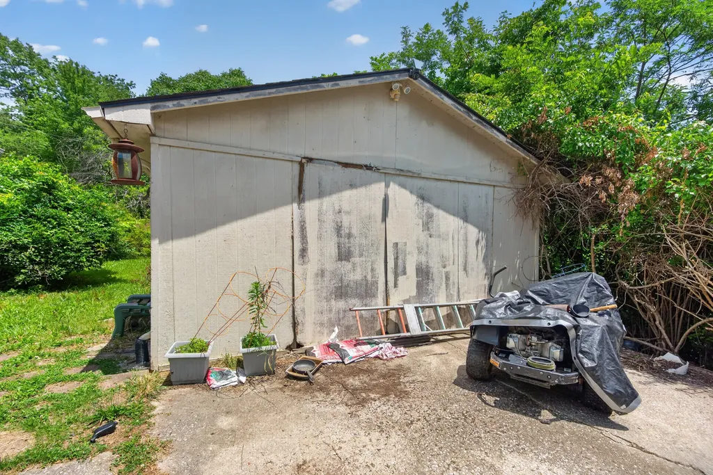 1020 S Dogwood Drive Berea KY 40403